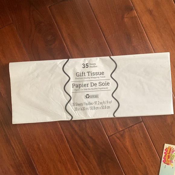 CHRISTMAS GIFT BAG BUNDLE 25+ bags tags & tissue - Picture 12 of 12